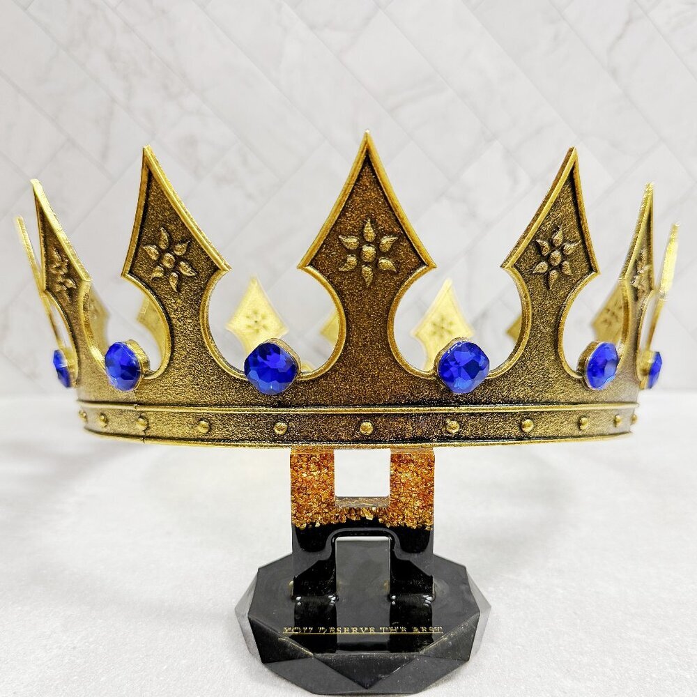 Regal Gold Crown, Royal Renaissance Crown, Medieval Costume, Black Stone Crown